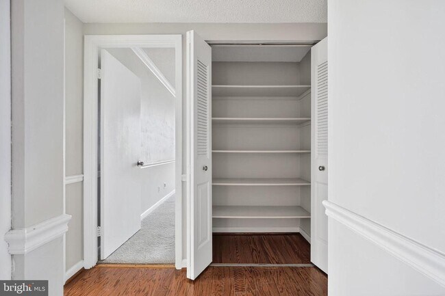 Building Photo - 3709 S George Mason Dr