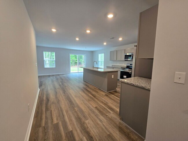 Building Photo - For Rent - Coastal Living Near Sunset Beach!