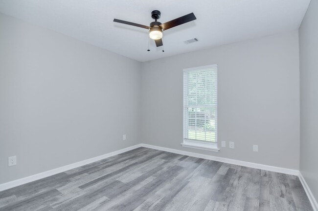 Building Photo - Brick Ranch in Evans