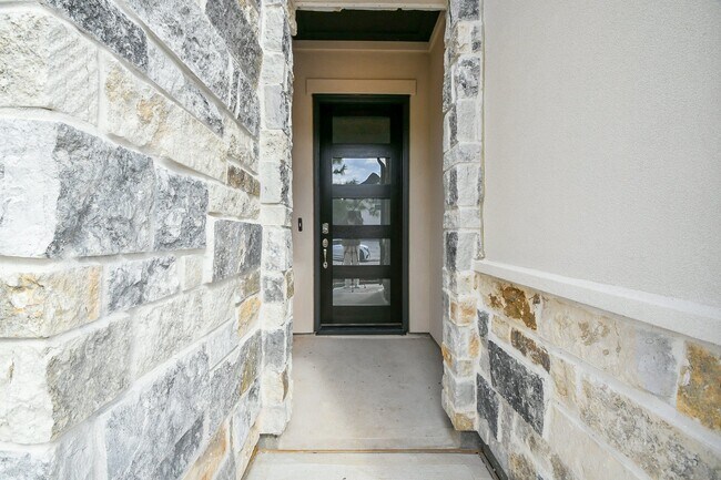 Building Photo - 5005 Vly Wind Ct