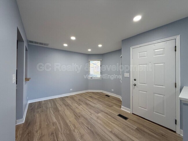 Building Photo - 1227 Ranchview Ct