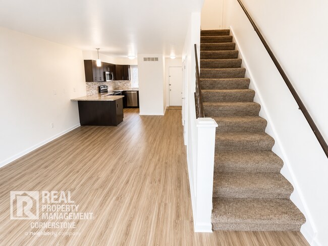 Building Photo - Modern Comfort Meets Peaceful Living