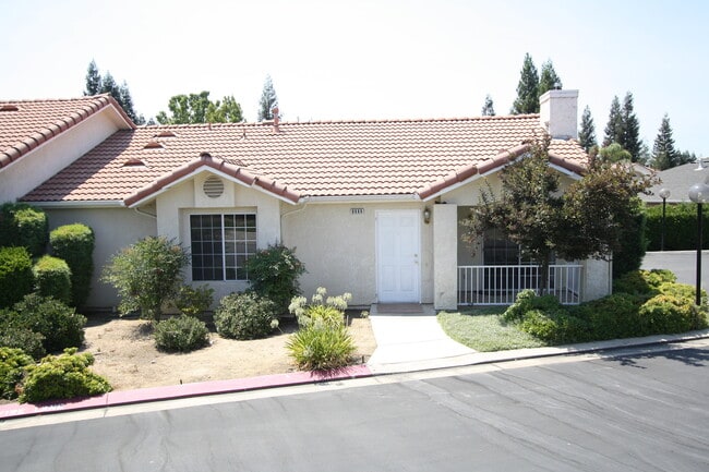 Building Photo - Available Soon! Fully Rehab!