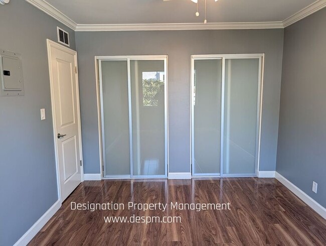 Building Photo - 7638 Hampton Ave