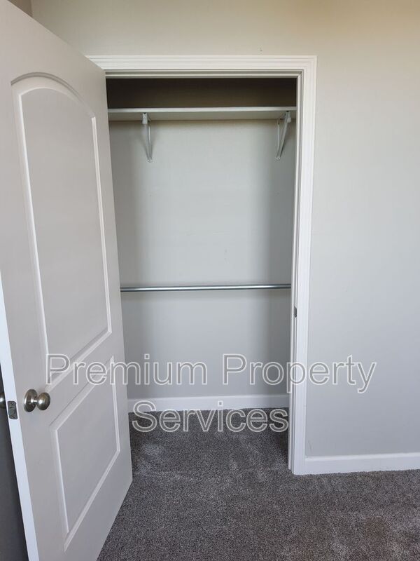 Building Photo - 2208 8th St