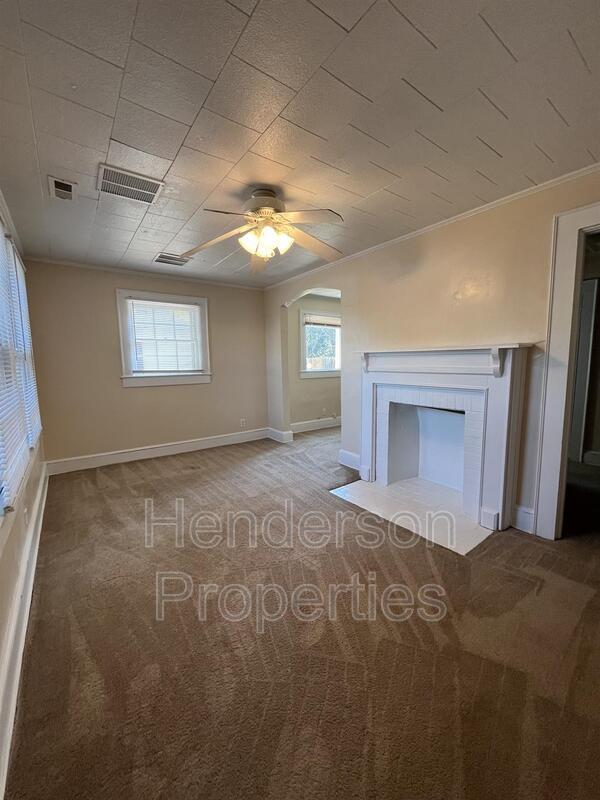 Building Photo - 135 Bradford Dr