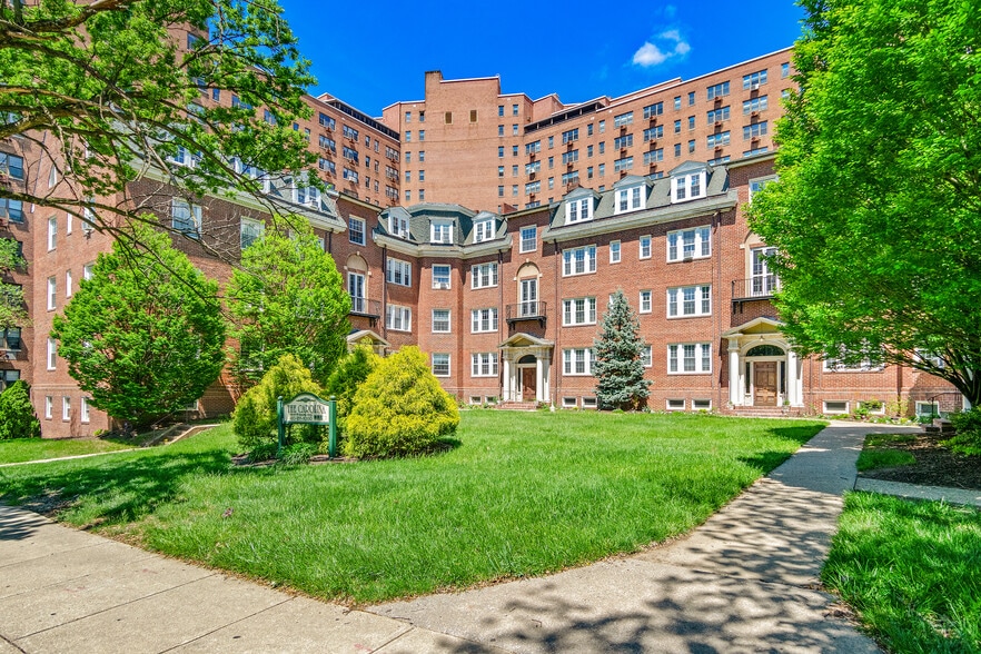 Building Photo - Carolina Apartments