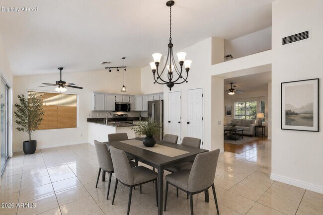 Building Photo - 4250 E Encinas Ave