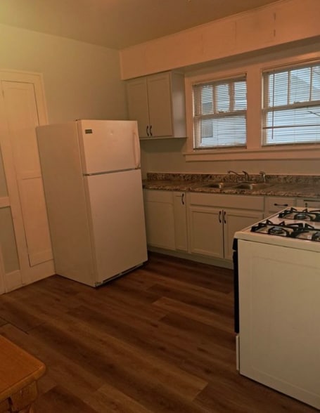 Building Photo - 810 Lenox Ave