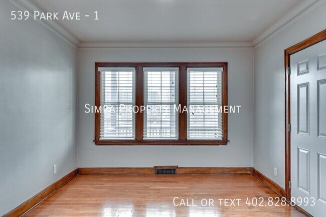 Building Photo - 539 Park Ave