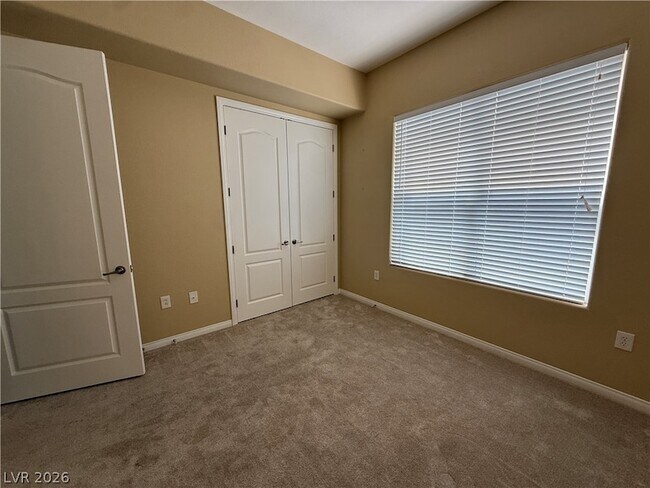 Building Photo - 68 E Serene Ave