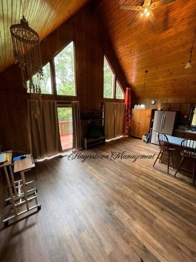 Building Photo - Smithsburg Single Family Home