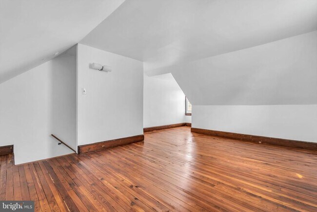 Building Photo - 110 Delaware Ave