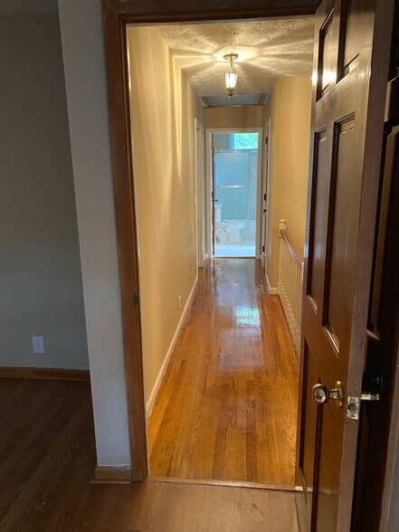 Building Photo - 3300 Evans Mill Rd