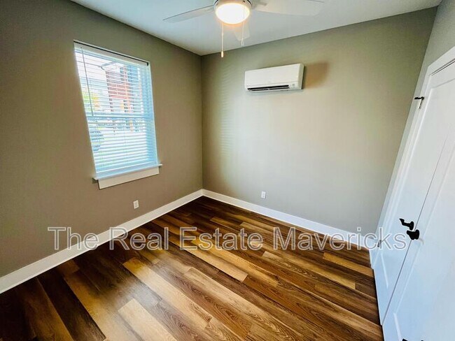 Building Photo - 1450 Stockyard Pl