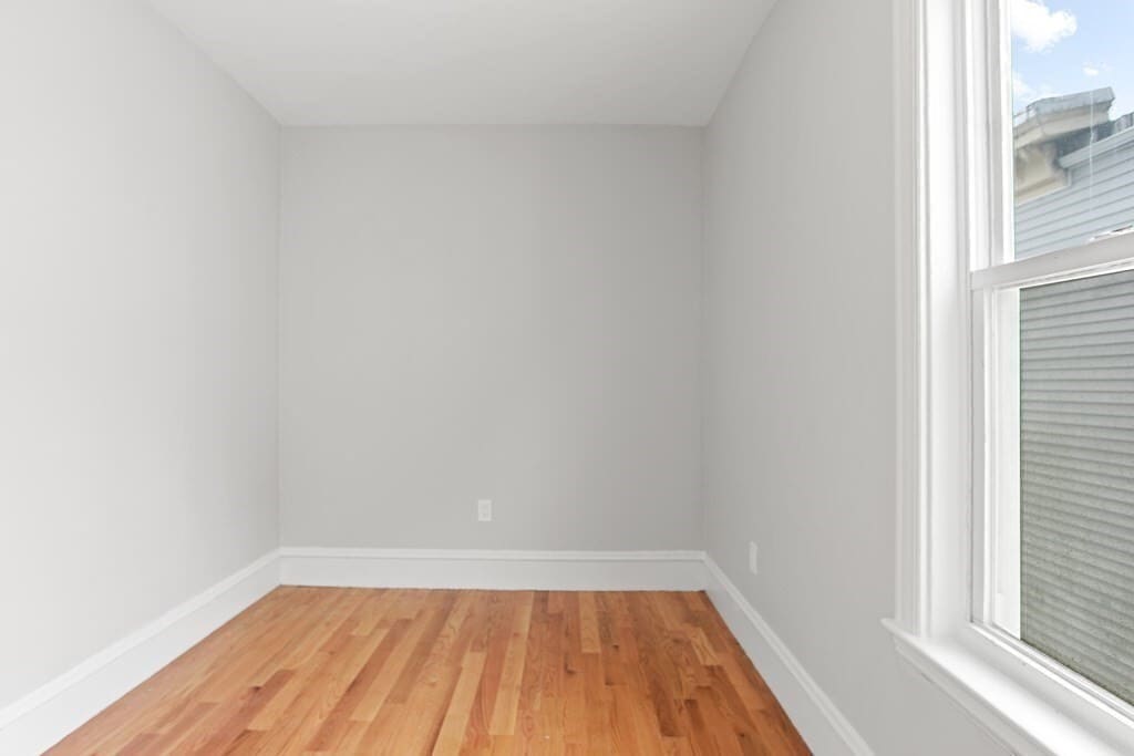 Building Photo - 426 Bowdoin St