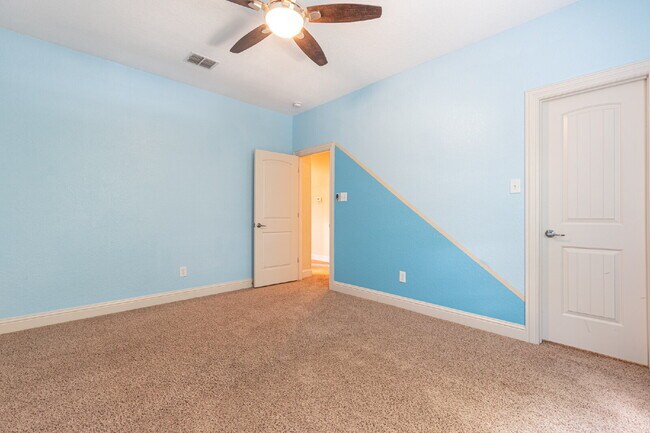 Building Photo - 8103 Mystic Chase