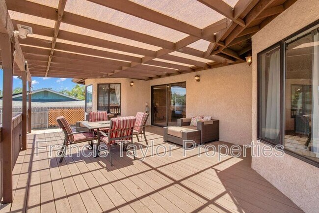 Building Photo - 749 Flagstone Ct