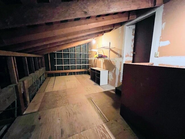 Building Photo - 150 Flying Mist Isle