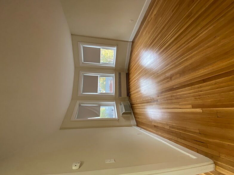 Building Photo - 33 Lancaster Terrace