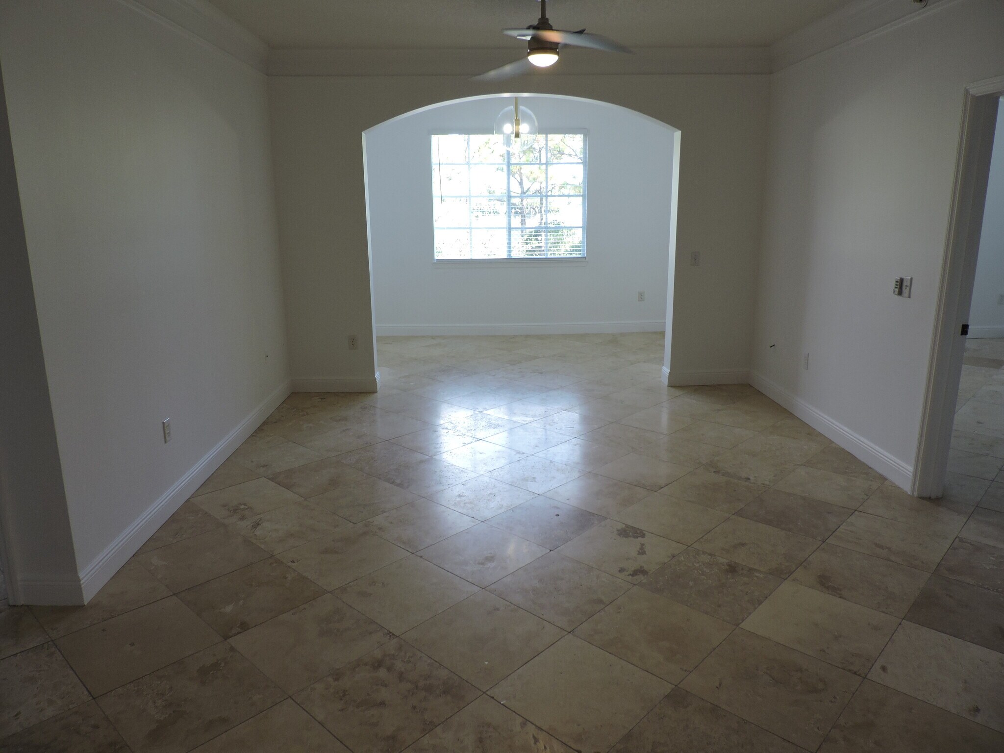 Building Photo - 7305 Myrtlewood Cir W