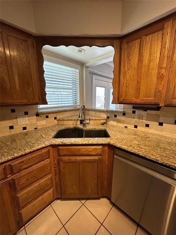 Building Photo - 7436 Meadowview Terrace