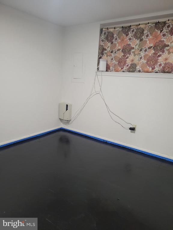 Building Photo - 2118 Cedar Barn Way