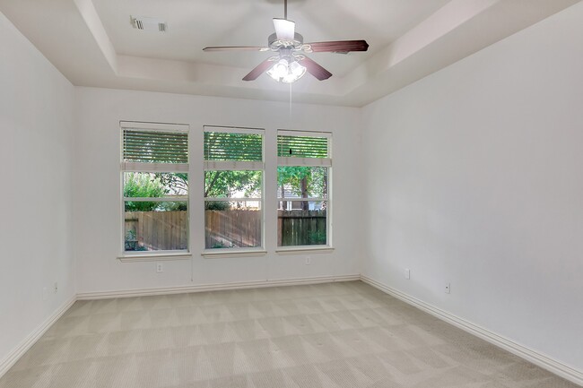 Building Photo - 27 Frontera Cir