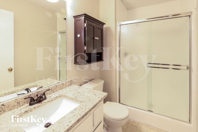 Building Photo - 18608 Primrose St