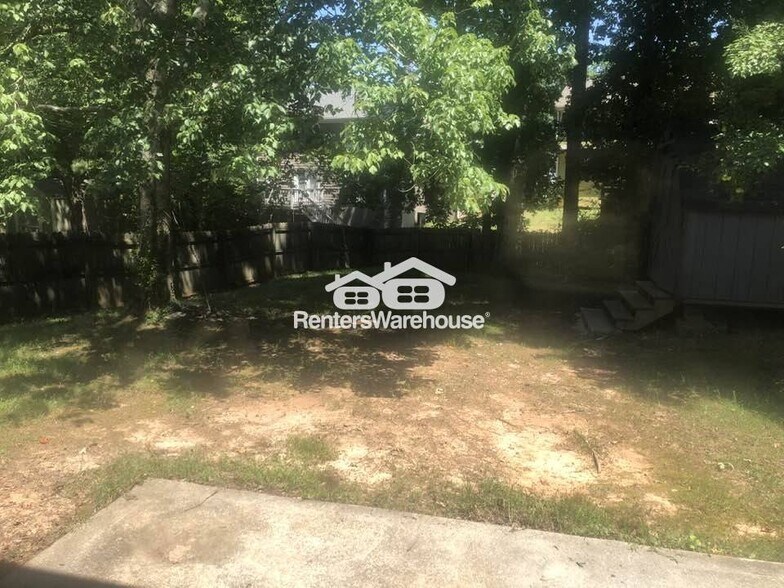 Building Photo - 3564 Manchester Dr
