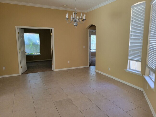 Building Photo - 7621 Crosstree Ln