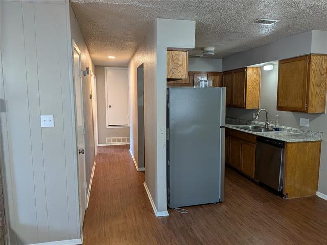 Building Photo - 7022 Lincoln Dr