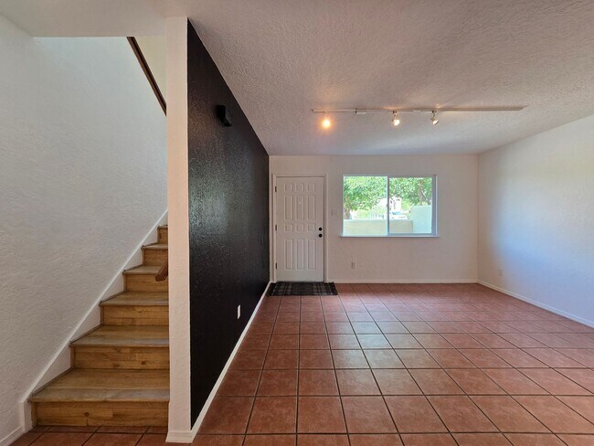 Building Photo - 2582 Camino San Patricio
