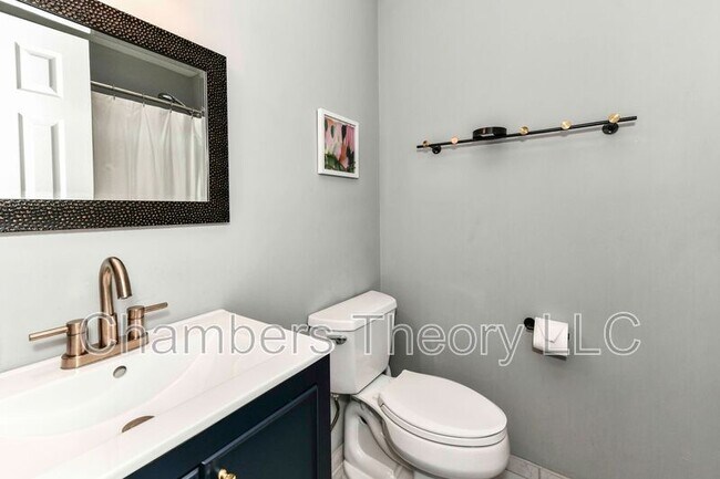 Building Photo - 2318 Glade Bank Way