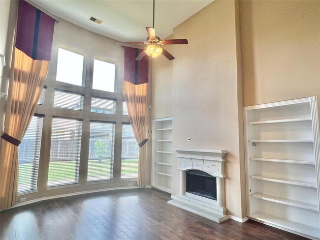 Building Photo - 26730 Wolfs Hill Ln