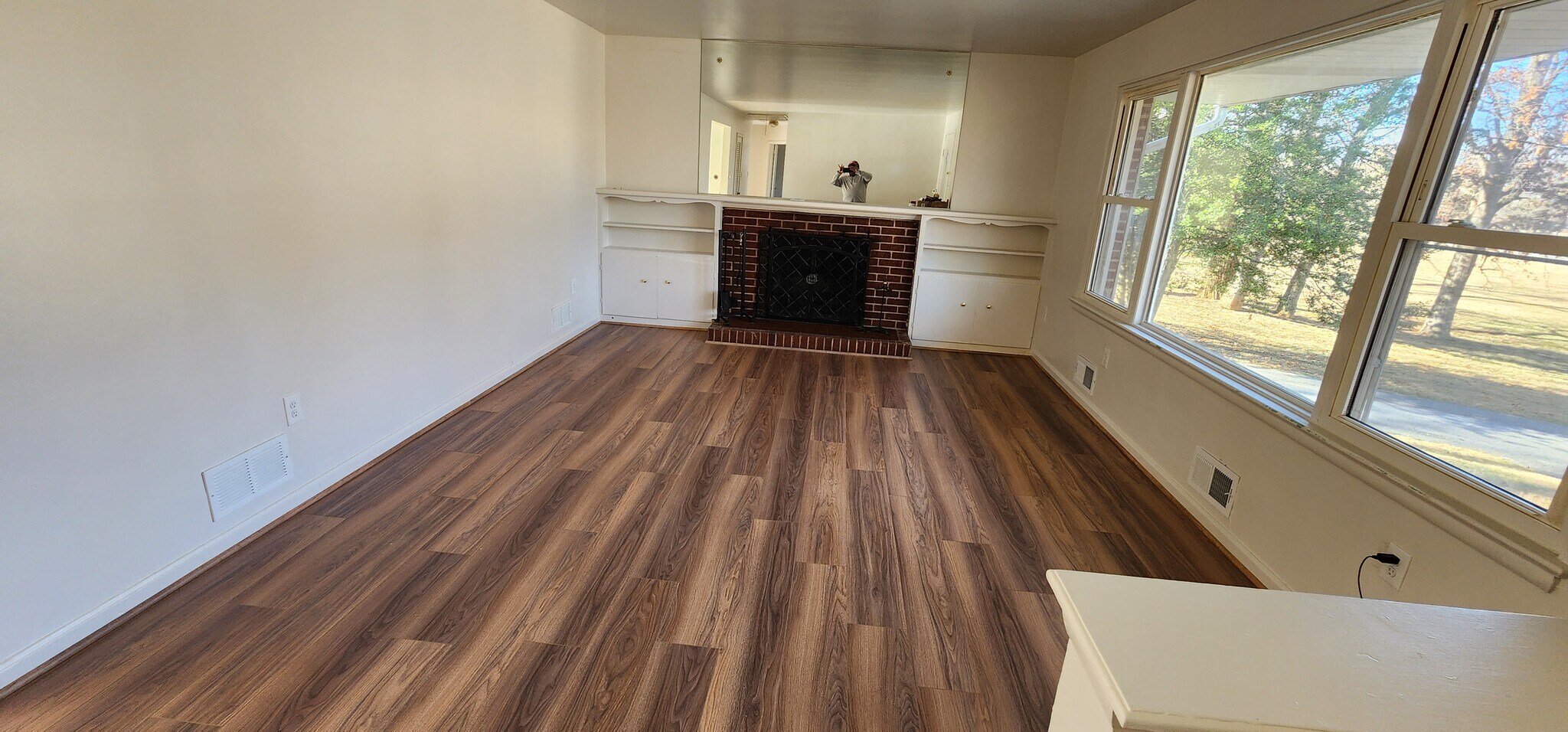 Building Photo - 1001 Orchard Way