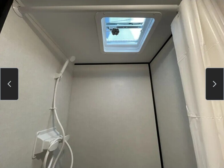 Building Photo - 532 Camino de Amor