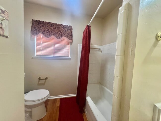 Building Photo - 11538 Neff St