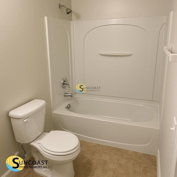 Building Photo - 481 Nitram Ave