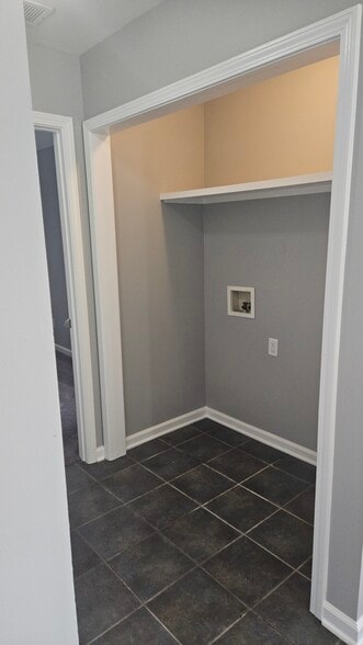 Laundry - 8382 Regal Bend Dr