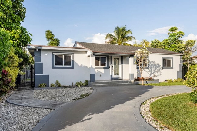 Building Photo - 7313 SW 16th Terrace