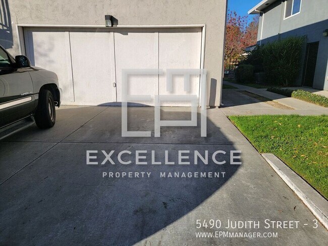 Building Photo - 5490 Judith St