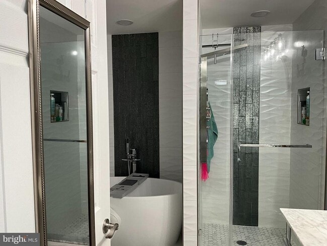 Building Photo - 3708 Excalibur Ct