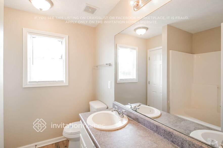 Building Photo - 295 Claremont Dr