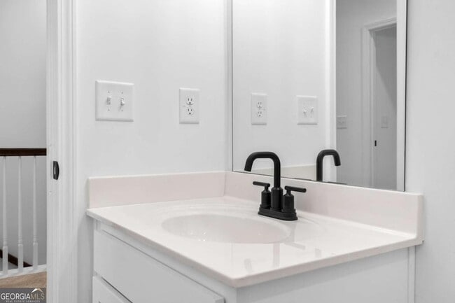 Building Photo - 1637 Winpost Ln NW