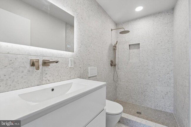 Building Photo - 1911 N 9th St