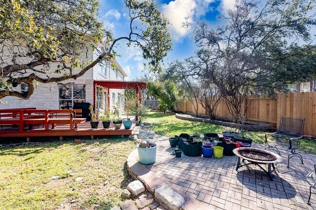 Building Photo - 9001 Sunburst Terrace