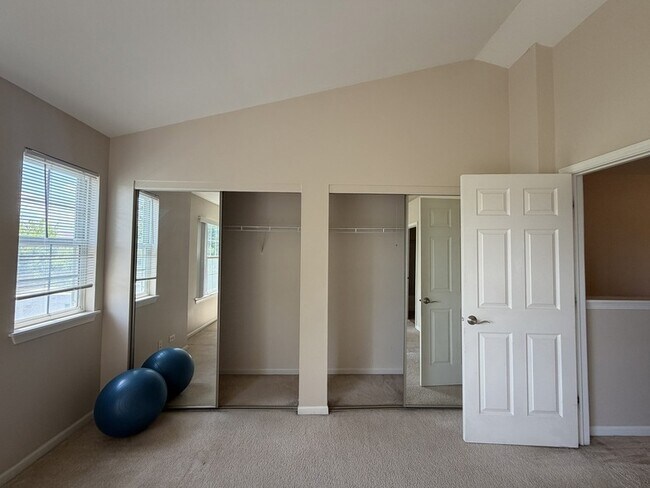 Building Photo - 24463 John Adams Dr