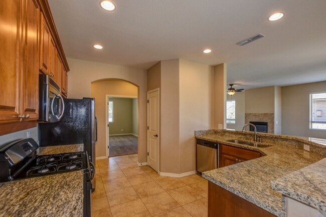 Building Photo - Beautiful home in Prescott