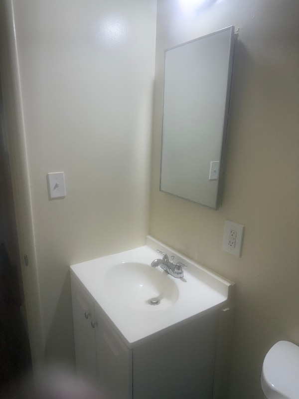 Building Photo - 3704 N Abby St